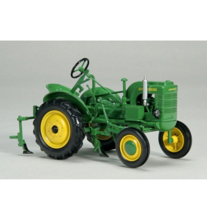 1/16 1942 John Deere Model LA with L-12 Cultivator