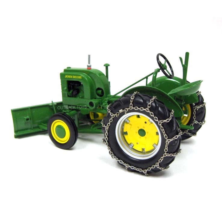 1/16 John Deere LA Tractor with Snowblade and Chains by SpecCast