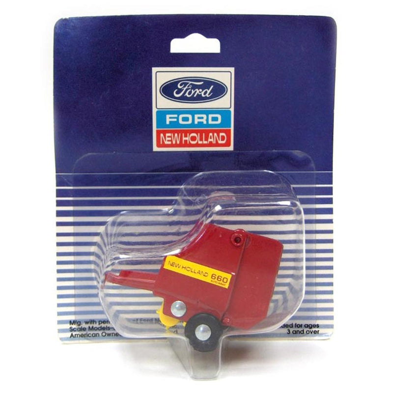 1/64 Ford New Holland 660 Round Baler with Bale by ERTL