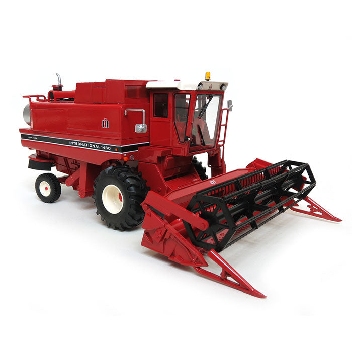 1/32 International 1460 Axial-Flow Combine with Grain Head, European Version