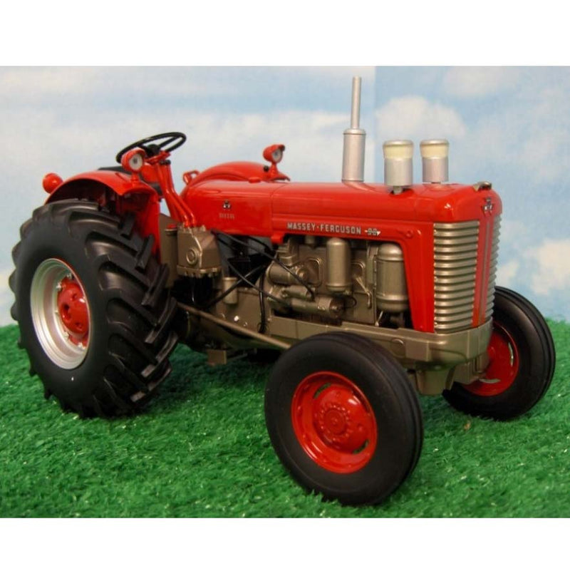 1/16 Massey Ferguson 98 GM Diesel Tractor