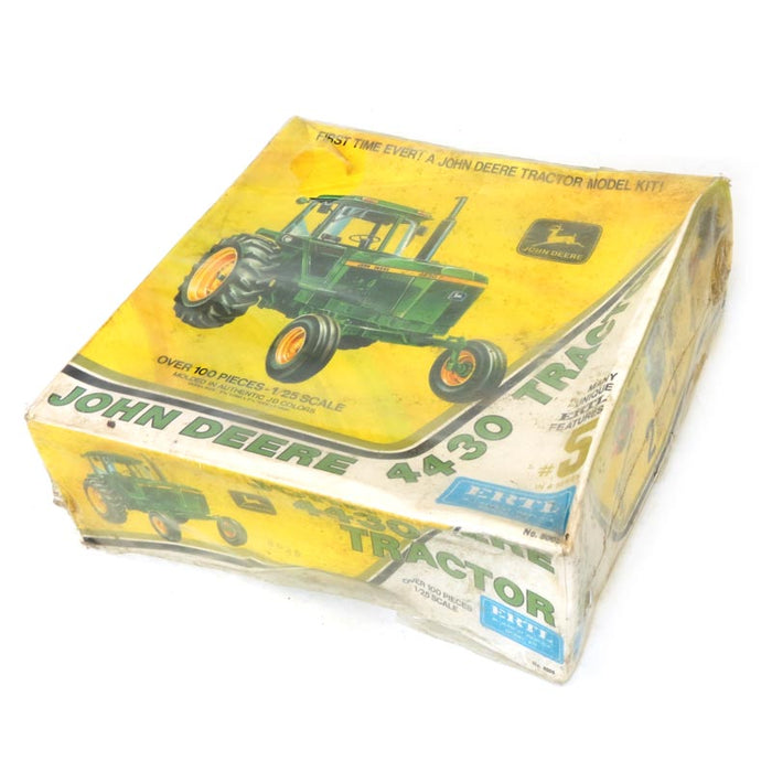 1/25 John Deere 4430 - 100 PC Model Kit