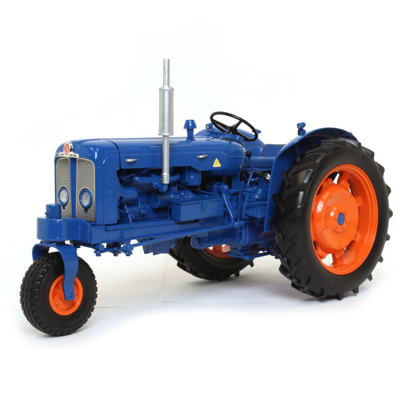1/16 Fordson Super Major Tricycle Row Crop Tractor by Universal Hobbies