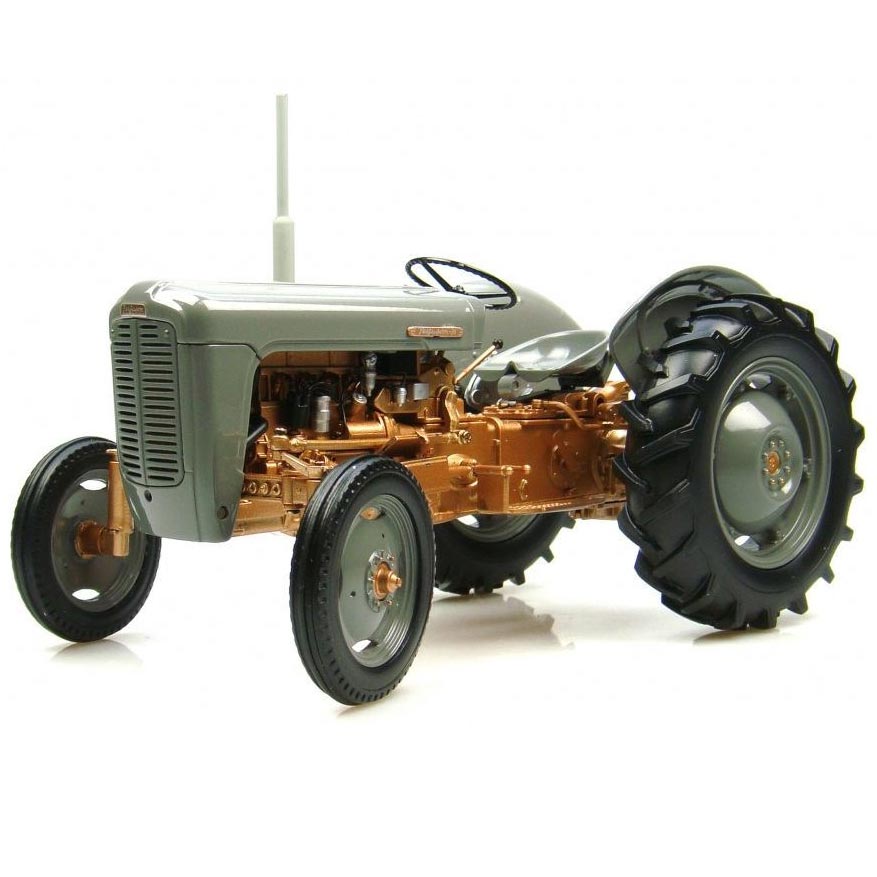 【値下げ】新品Ferguson TO 35 (1957) 1:16スケールモデル 1/16 1956 Ferguson FE 35 Launch Model by Universal Hobbies