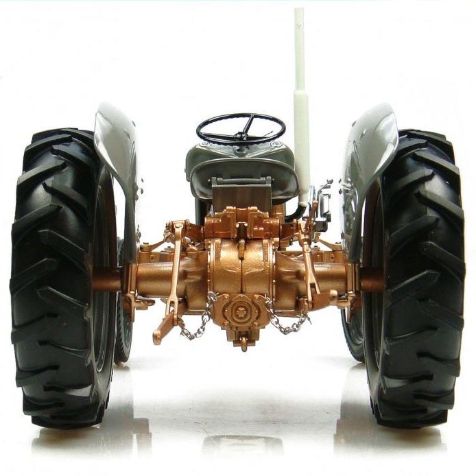 1/16 1956 Ferguson FE 35 Launch Model by Universal Hobbies