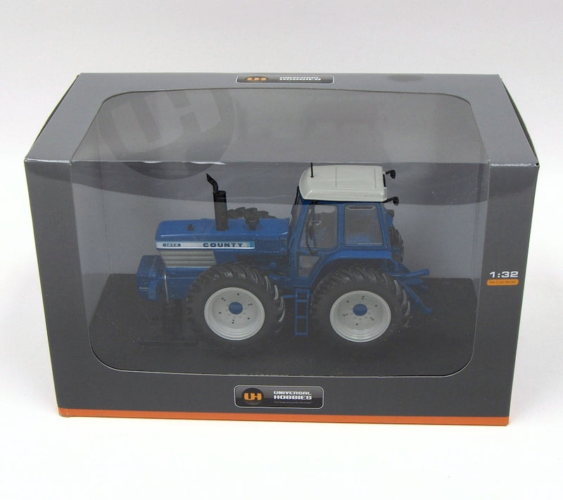 1/32 County 1474 Tractor by Universal Hobbies