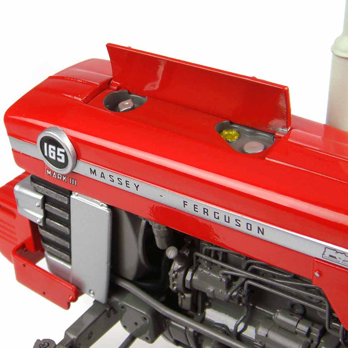 1/16 High Detail Massey Ferguson 165 Mark III by UH