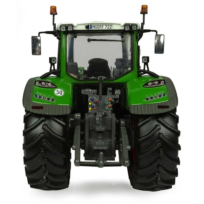 1/32 High Detail Fendt 722 Vario with Loader