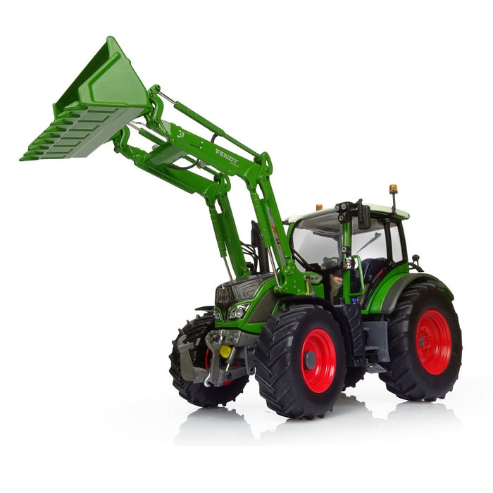 1/32 High Detail Fendt 516 Vario with Front Loader