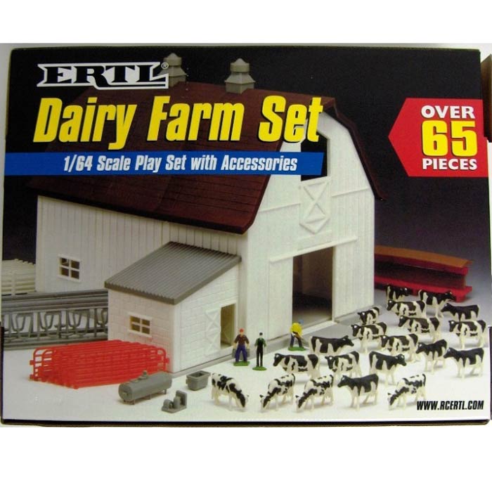 1/64 ERTL Dairy Farm Play Set with Accessories