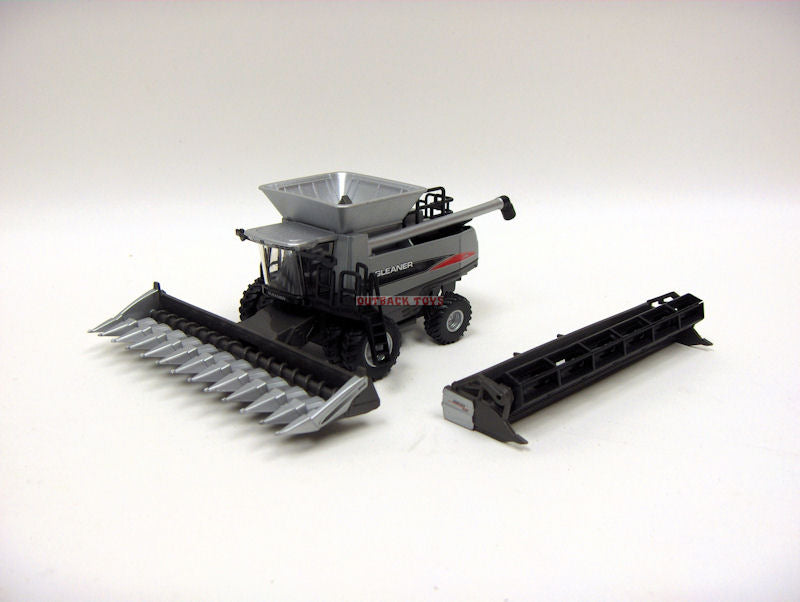 1/64 Gleaner A-86 AGCO Combine with Duals & Both Heads