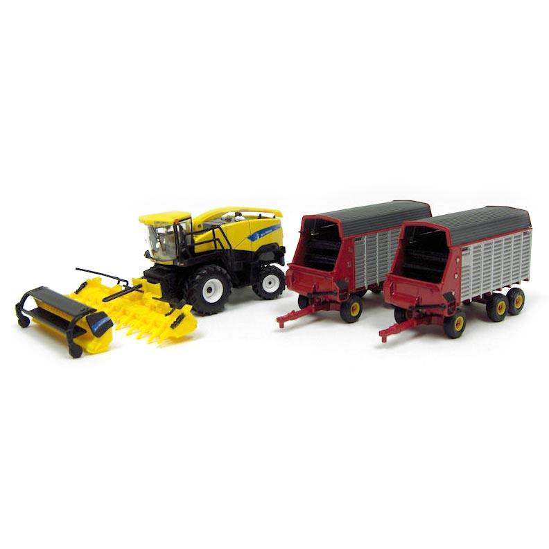 1/64 New Holland FR9090 SPFH Combine with 2 New Holland Forage Wagons by ERTL
