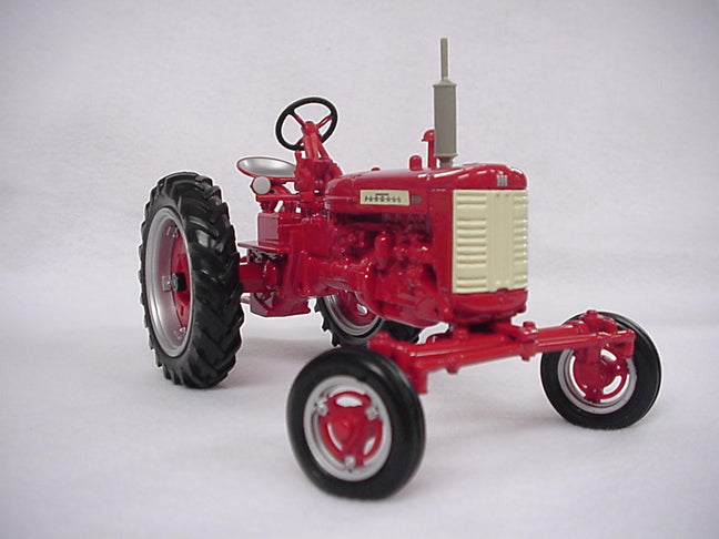 1/16 IH Farmall 230 Wide Front