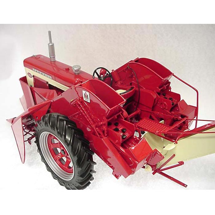 1/16 IH Farmall 560 Tractor with 2-MH Corn Picker, ERTL Precision Series #14
