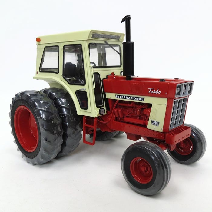 1/16 International Harvester 1466 White Cab with Duals, ERTL Precision Series #18