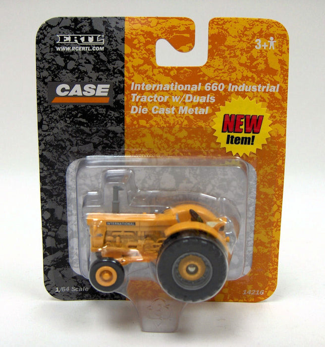 1/64 International 660 Industrial Tractor with Duals by ERTL