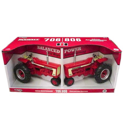 1/16 IH Farmall 706 & 806 2 Piece Collector Set with Precision Wheels & Tires