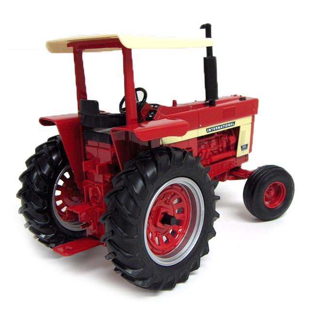 1/16 Dealer Edition Farmall 966 Tractor with ROPS by ERTL