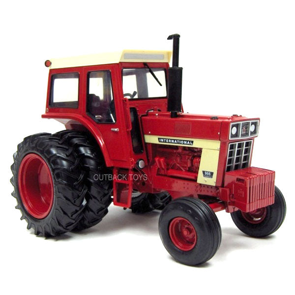 1/16 International 966 Cab w/ Duals & 3-Point Hitch, ERTL Prestige Collection