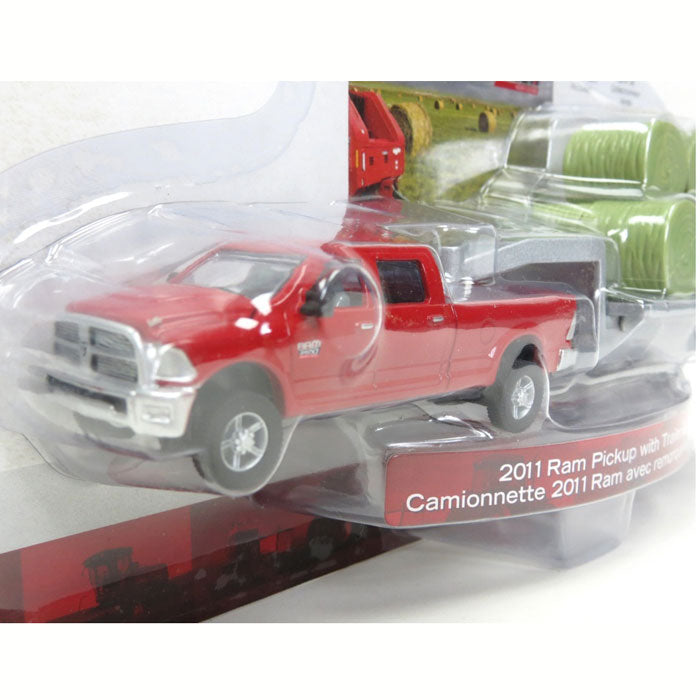 1/64 Dodge Ram Pickup Truck with Gooseneck Trailer & Bales