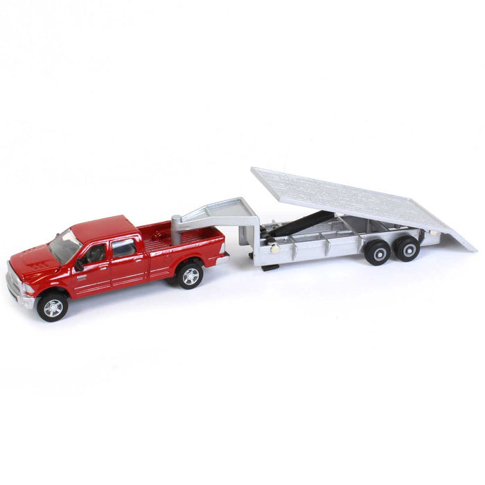 1/64 Dodge Ram Pickup Truck with Gooseneck Trailer & Bales