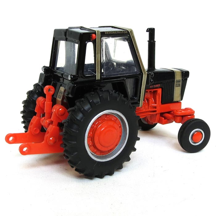 1/64 Case 1170 Black Knight Demonstrator, ERTL Authentics #6