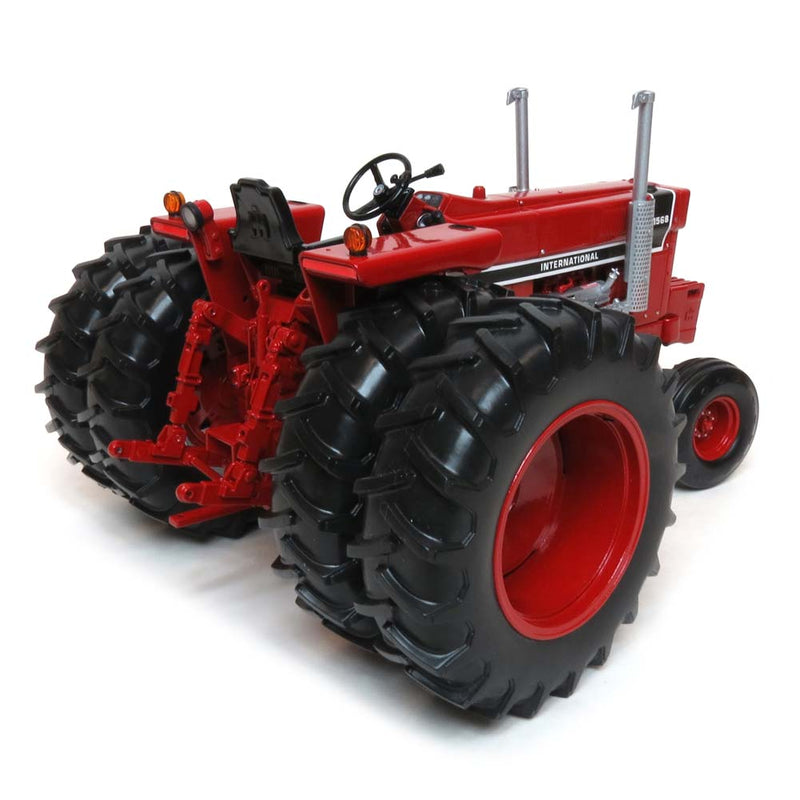 1/16 International Harvester 1568 Open Station Tractor with Duals, ERTL Precision Elite Series #3