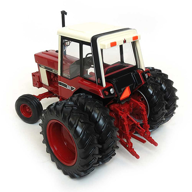 1/16 International Harvester 1086 with Duals in ERTL Prestige Collection, 2015 National Farm Toy Museum
