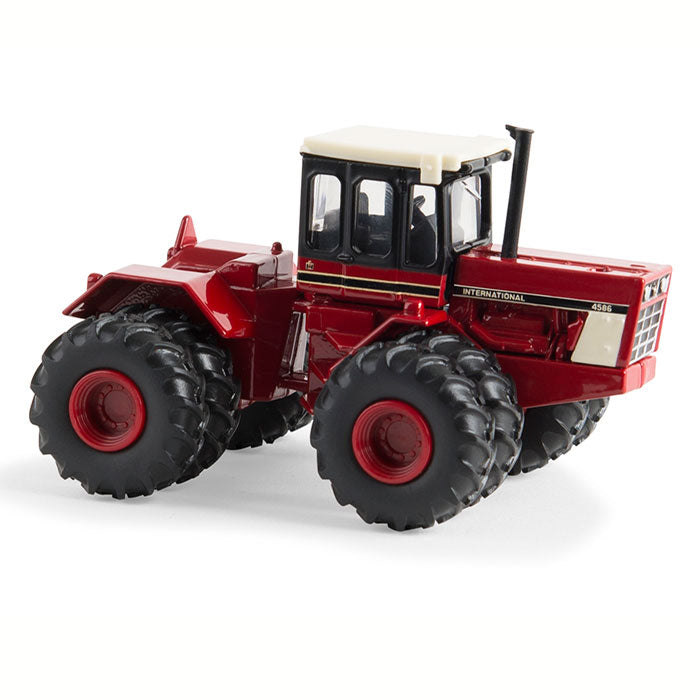 1/64 International Harvester 4586 4WD with Duals