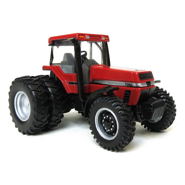 1/64 Case IH 7250 Magnum with Duals, Authentics #7
