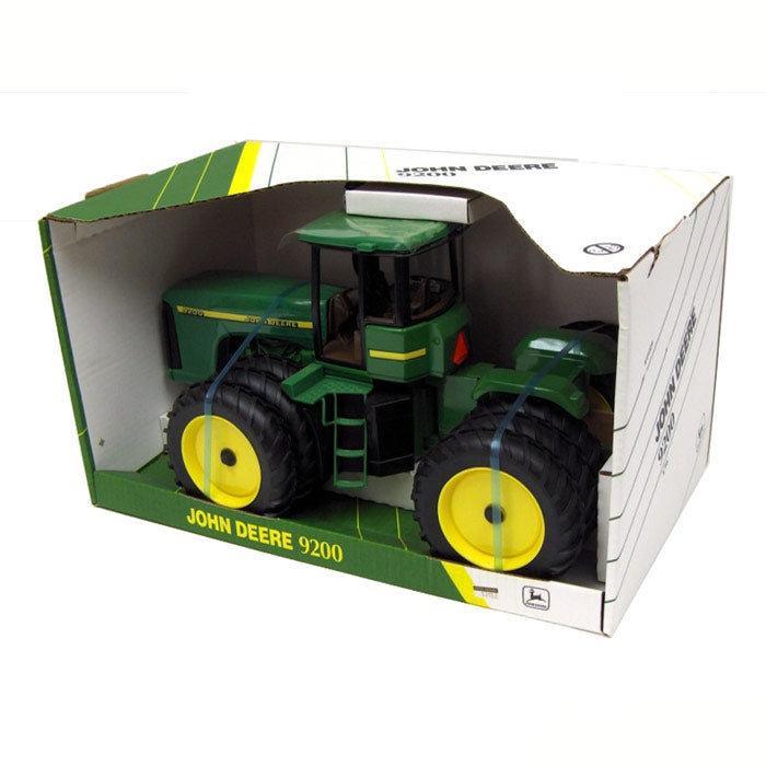 1/16 John Deere 9200 4-Wheel Drive Tractor with Skinny Triples, Older Edition by ERTLL