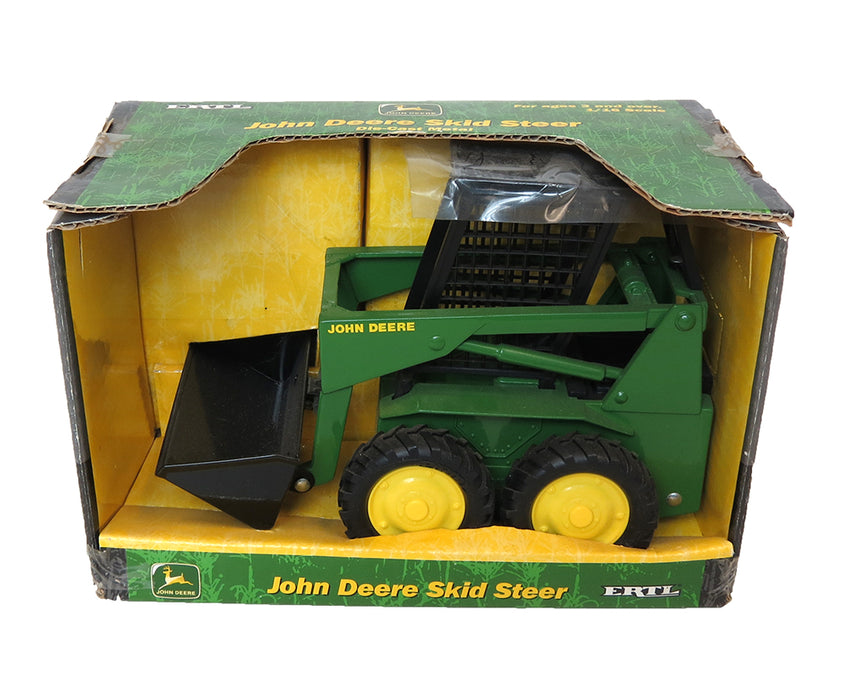 1/16 John Deere Green AG Skid Steer on Wheels