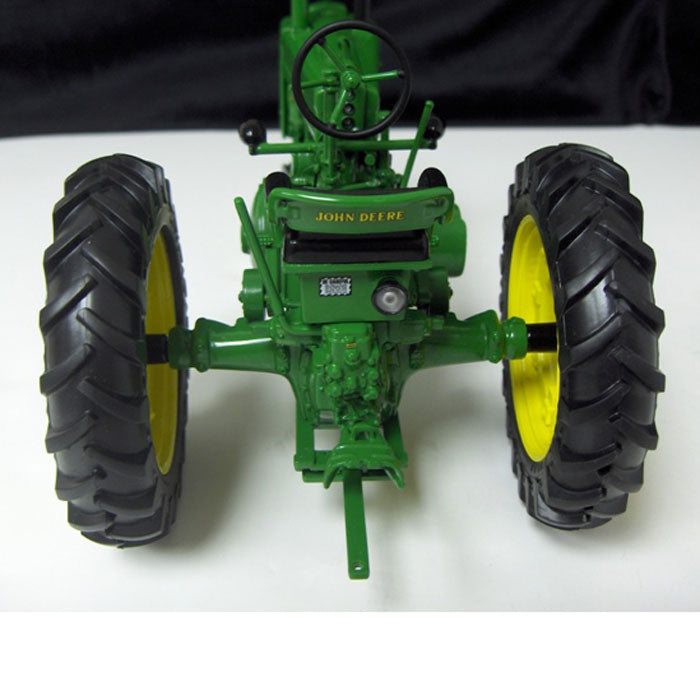 1/16 John Deere G Tractor with Narrow Front, ERTL Precision Key Series #2