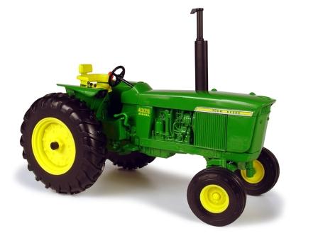 1/16 John Deere 4320 Wide Front Tractor with Fenders by ERTL