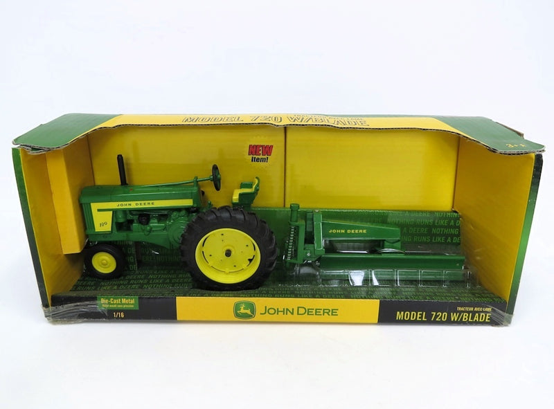 1/16 John Deere 720 with Blade