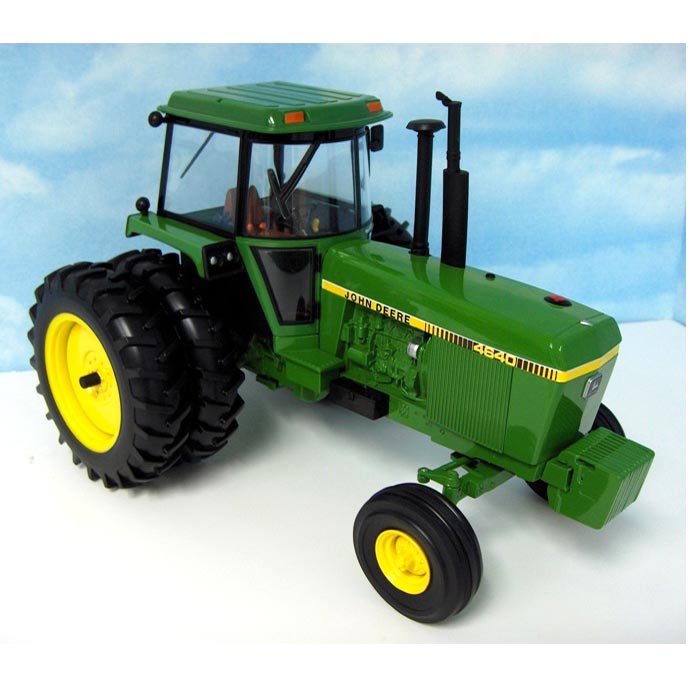 1/16 Collector Edition John Deere 4640 Cab with Duals