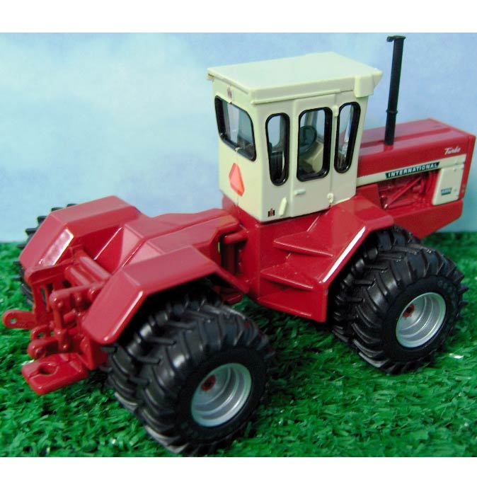1/64 International 4366 4WD, 2006 National Farm Toy Show