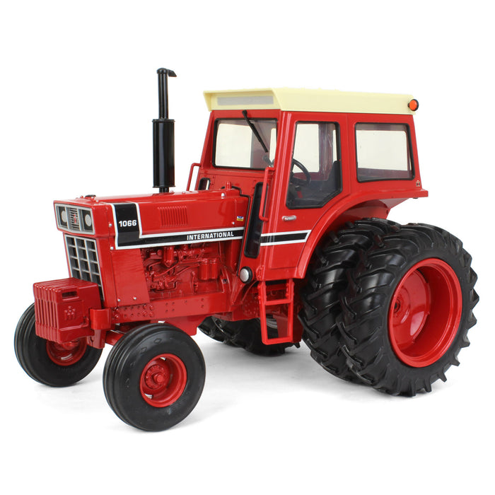 1/16 International Harvester 1066 Red Cab w/ Precision Duals, 2006 Toy Tractor Times