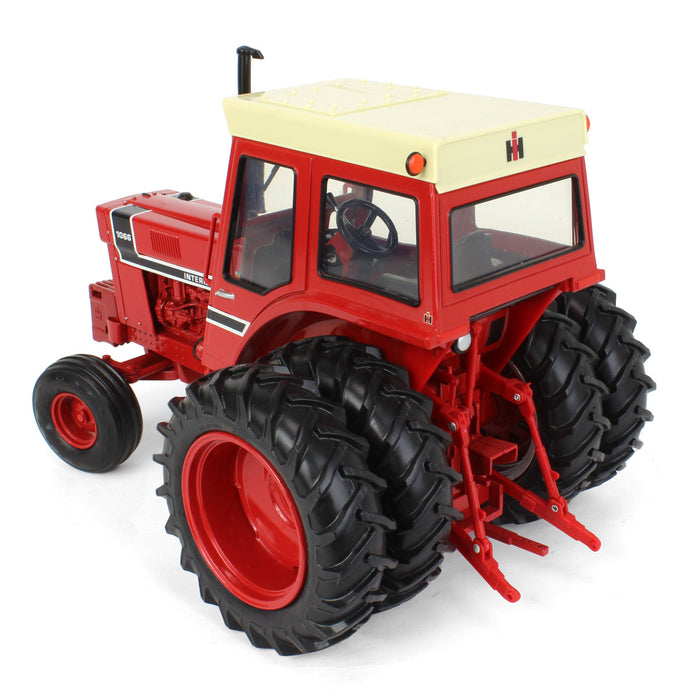 1/16 International Harvester 1066 Red Cab w/ Precision Duals, 2006 Toy Tractor Times