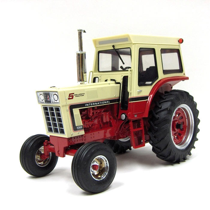 1/16 International Harvester 1066 5 Millionth, IA Chapter 5 Red Power Collector Edition