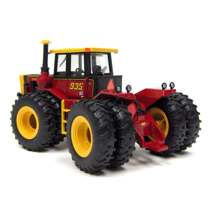 1/32 Versatile 935 with Duals, 2011 National Farm Toy Show