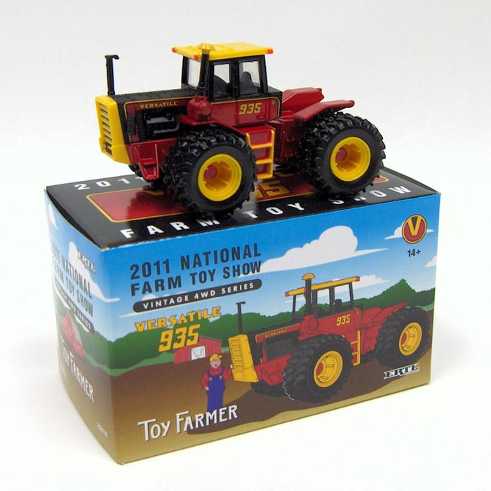 1/64 Versatile 935 4-Wheel Drive Tractor with Duals by ERTL, 2011 National Farm Toy Show