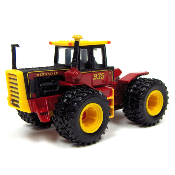 1/64 Versatile 935 with Duals, 2011 National Farm Toy Show Vintage 4WD Series