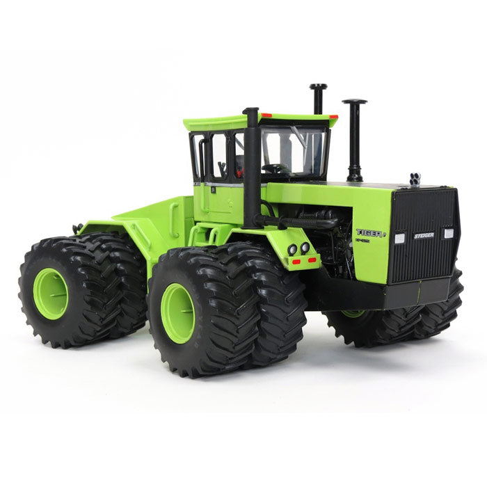 1/32 Steiger KP-525 Tiger IV Tractor with 4WD & Duals, 2012 National Farm Toy Show