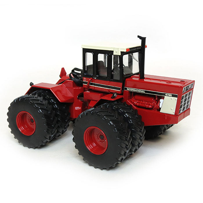 1/32 International 4786 4WD Tractor, 2015 National Farm Toy Show