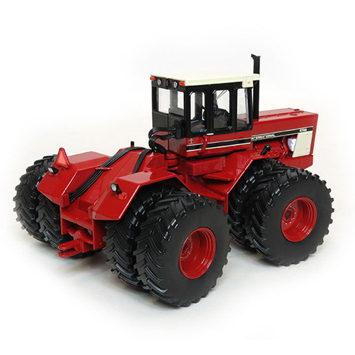 1/32 International 4786 4WD Tractor, 2015 National Farm Toy Show