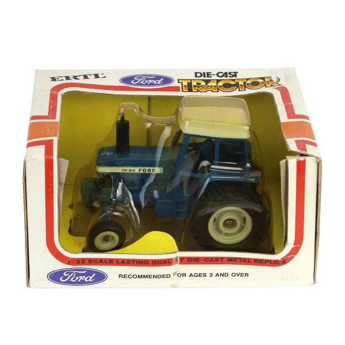 (B&D) 1/32 Ford TW-20 Tractor - Damaged Box