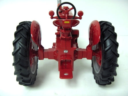 1/16 Limited Edition IH Farmall Super M, 2005 IA Corn Grower's Assoc., 4th in Series