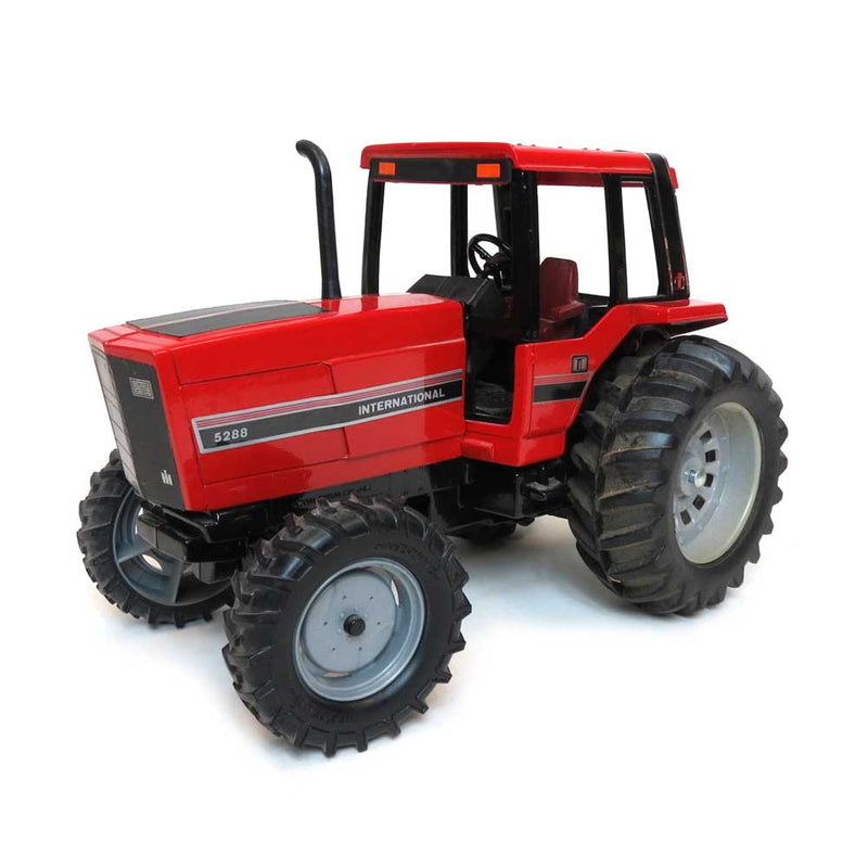 1/16 International Harvester 5288 with MFD, 1984 Special Edition by ERTL - LOOSE