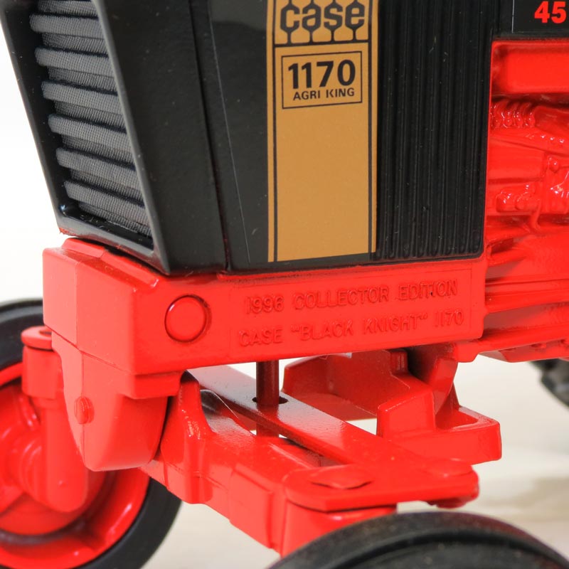 1/16 Case 1170 Black Knight with Duals, Collectors Edition by ERTL